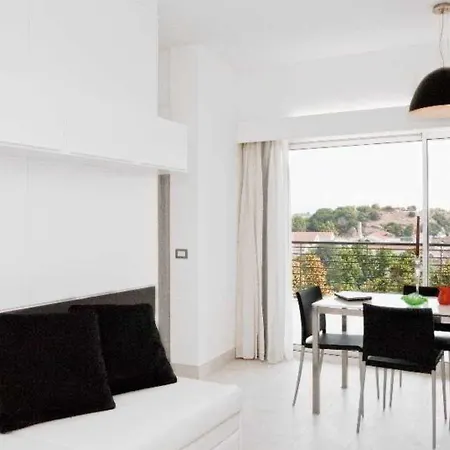 Lungotevere Apart Otel