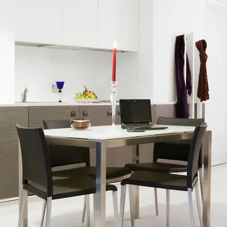 Lungotevere 4* Roma