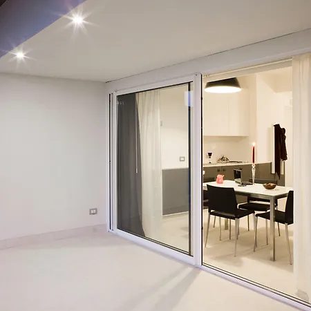 Lungotevere 4* Roma