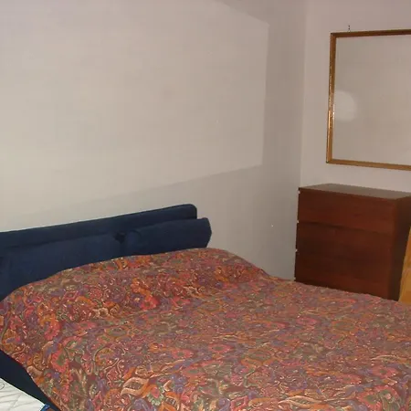 Apart Otel Lungotevere 4*