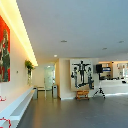 Lungotevere 4*