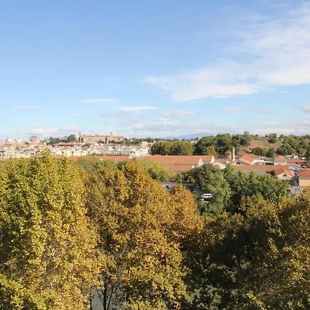 朗格塔维尔套房酒店