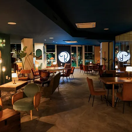 Apartahotel Lungotevere 4*