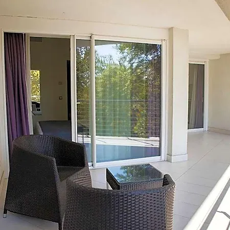 Lungotevere Apart Otel 4*