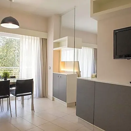 Lungotevere Apart Otel 4*