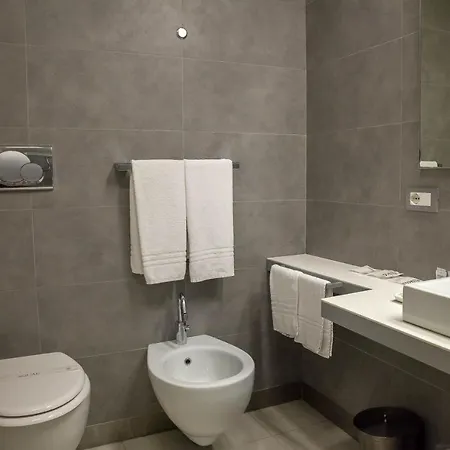 Hotel apartamentowy Lungotevere 2*