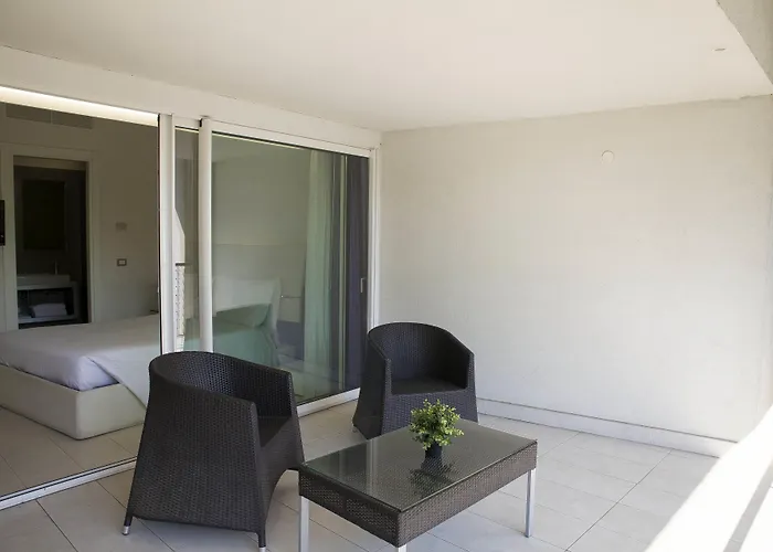 Lungotevere Hotel apartamentowy 4*