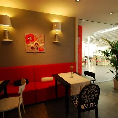 Lungotevere 4*